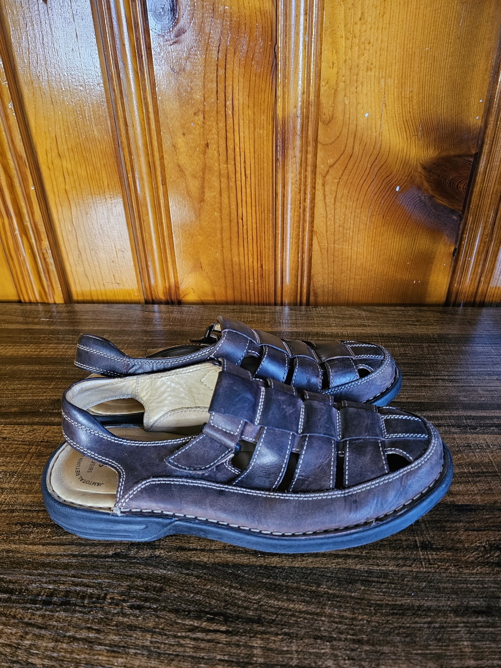 Johnston & Murphy Brown Leather Fisherman Sandals - Men's